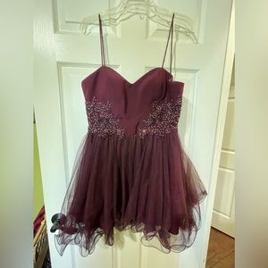 Formal banquet dress